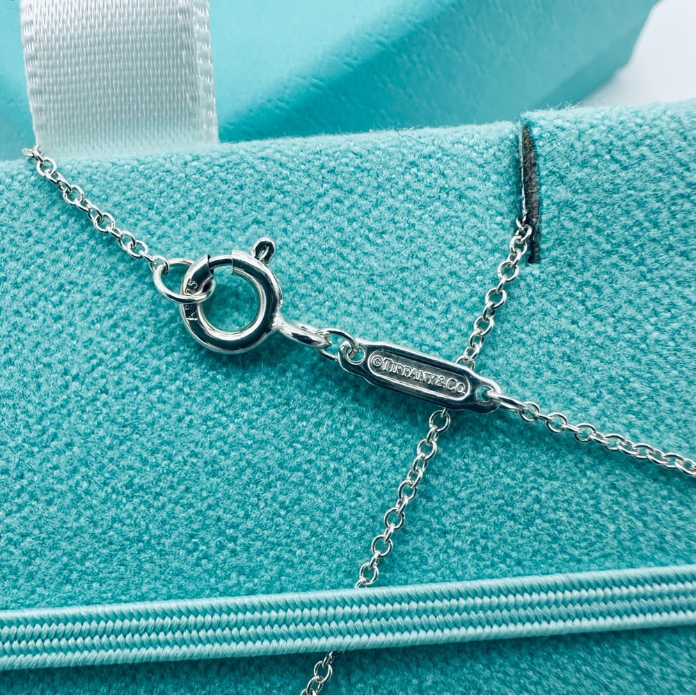 Return to Tiffany & Co. Medium Diamond Heart Charm Necklace 16-18” in Silver - Picture 6 of 9